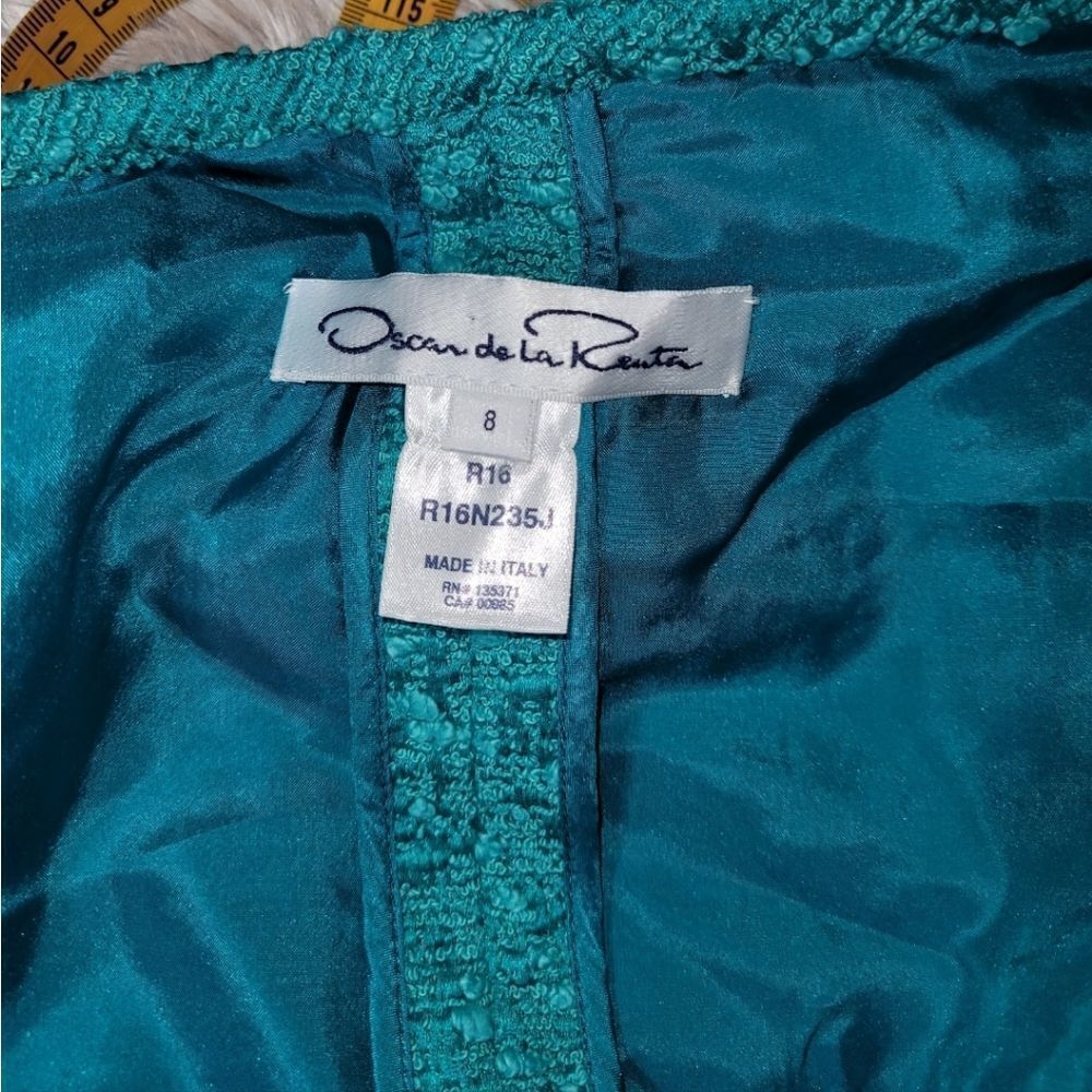Oscar de la Renta - Picture 5 of 17