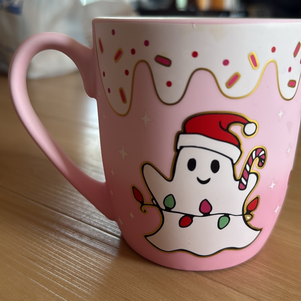 PEPPERMINT & PINE HAND PAINTED CERAMIC GHOST MUG PINK - Picture 4 of 8