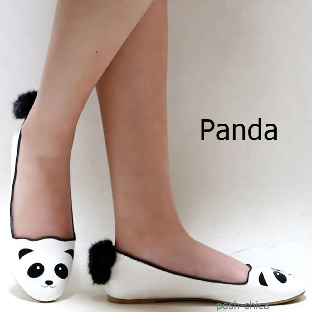 Women's Flats - Black & White