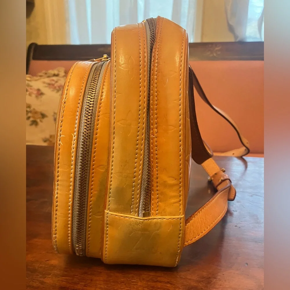 Authentic Louis Vuitton Yellow Murray Vernis backpack - Picture 13 of 13