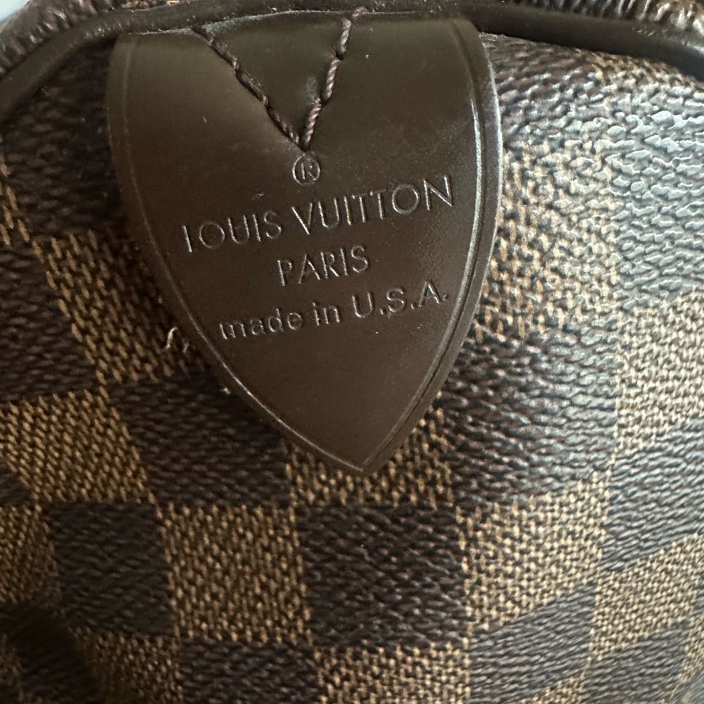 Louis Vuitton Brown Checkered Bag with Gold Lock - Picture 4 of 5
