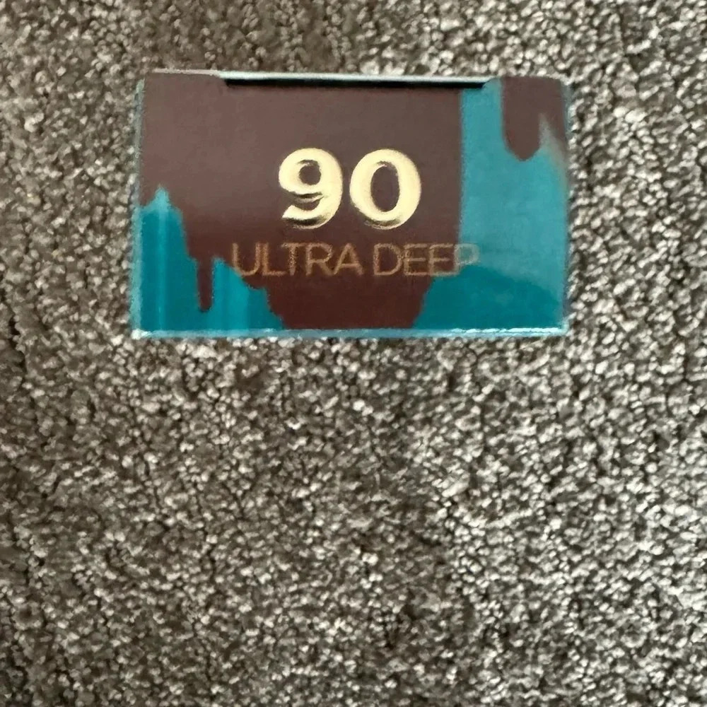 URBAN DECAY cosmetics Hydromaniac Tinted Moisturizer Color 90 Deep - Picture 10 of 12