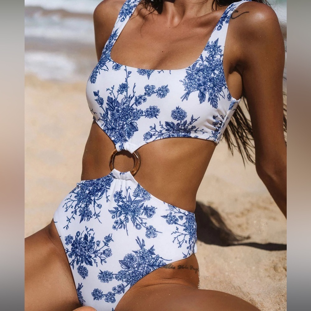 Berlook O-Ring Cutout Floral One-Piece Swimsuit 12