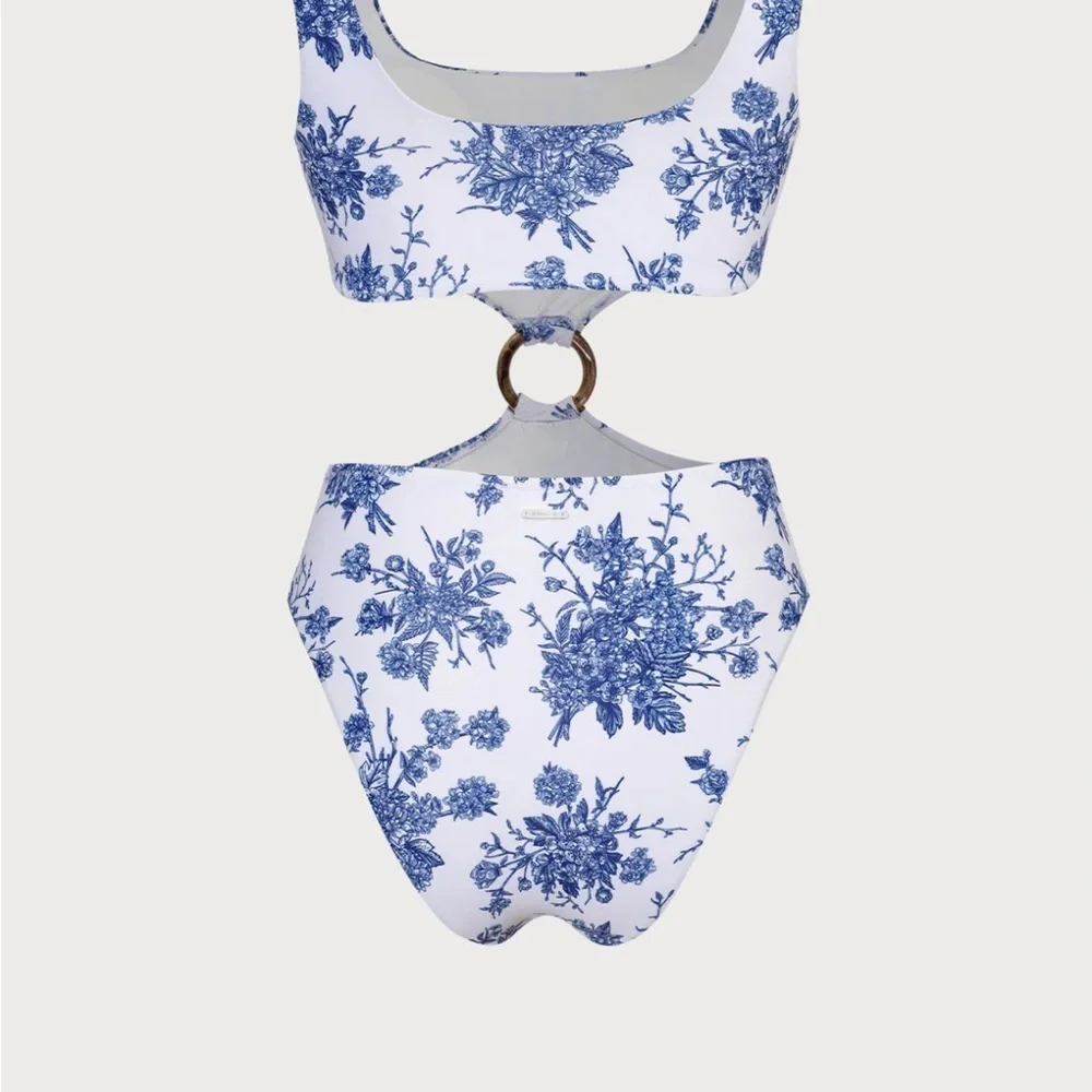 Berlook O-Ring Cutout Floral One-Piece Swimsuit 12 - Picture 5 of 7
