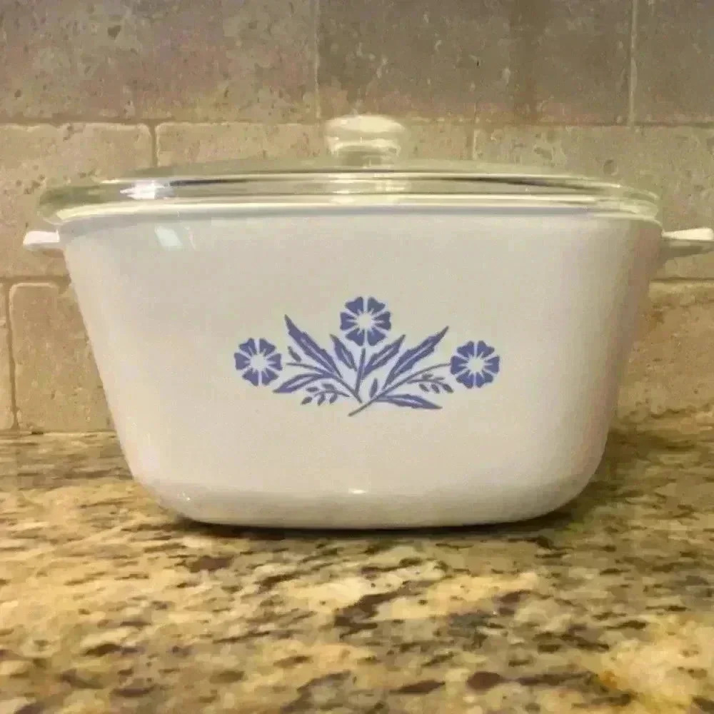 Vintage Corning Ware 56 oz-7 cup-Blue Cornflower Casserole Dish-P-1 3/4B-#437