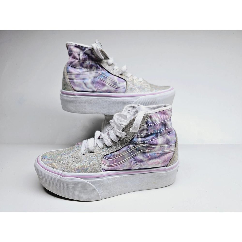 Vans Women 5 Comfort Shoe