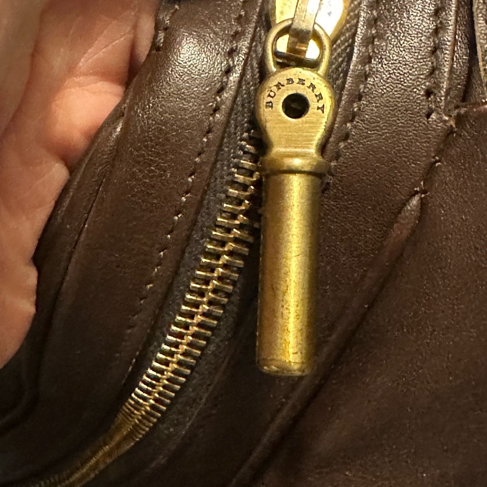 Authentic Burberry London Brown Leather brass colored hardware Shoulder Bag #222 - Picture 12 of 16