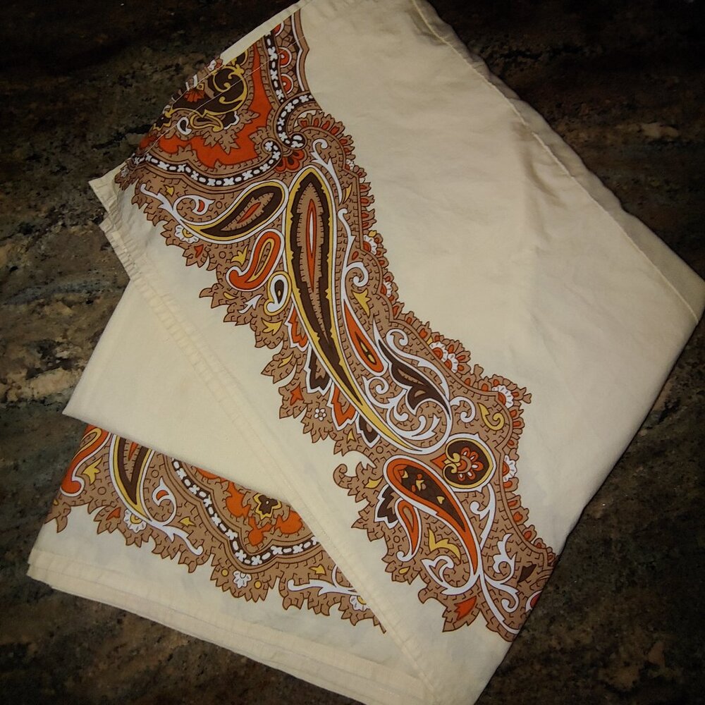 Urban Outfitters King Paisley Boho Cotton Bed Skirt 15"drop-split