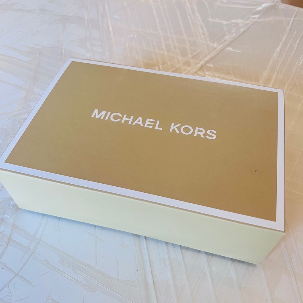 New! [Empty]Michael Kors Gold Box