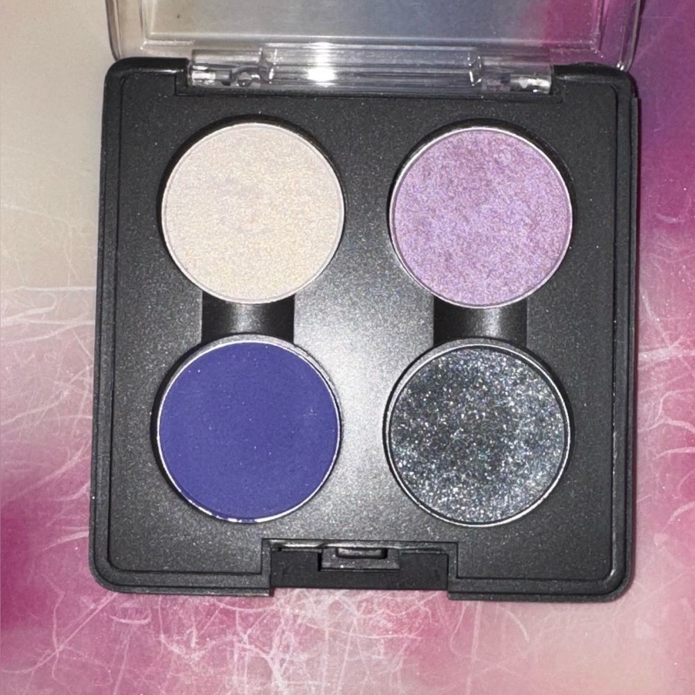 MAC pandemonium eyeshadow quad