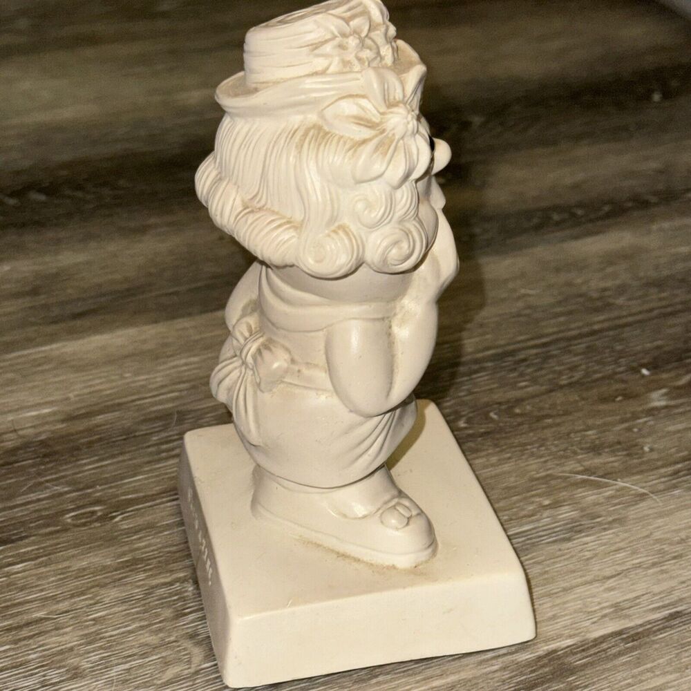 Vintage R & W Berries "I Need Loving" Figurine 1970 - Picture 7 of 11