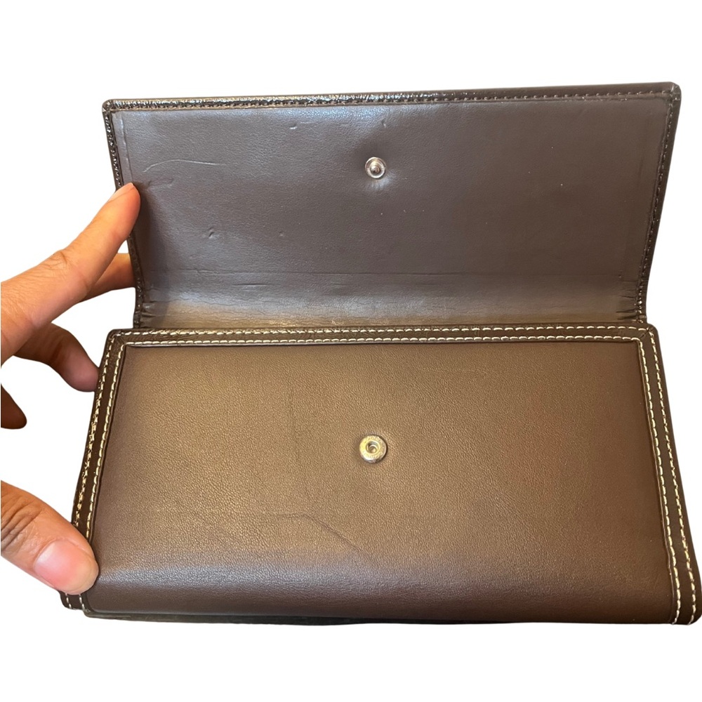 Coach SIS Brown Leather Checkbook Wallet - Picture 10 of 16