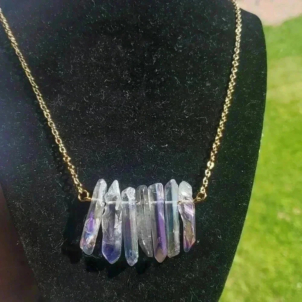 ✨️Purple rainbow 🌈 aura quartz Bondhu necklace rare hard to find✨️ - Picture 9 of 11