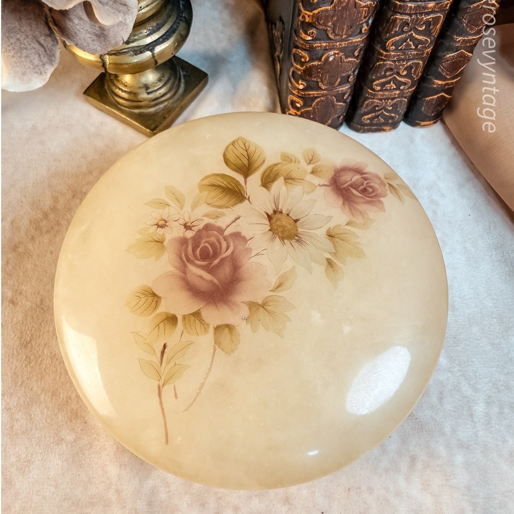 Floral Italian Alabaster Jewelry Casket - Picture 5 of 10