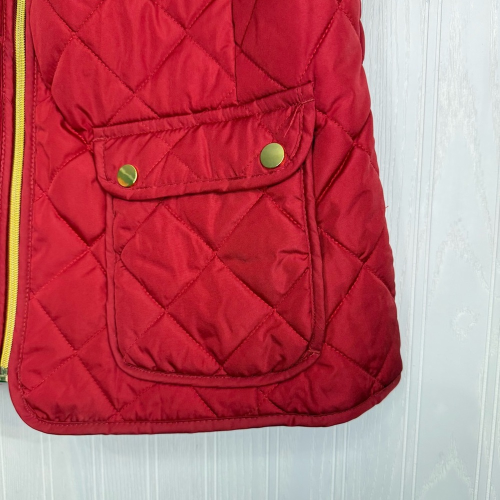 St. John’s Bay red quilted zip up vest size Large - Picture 5 of 11