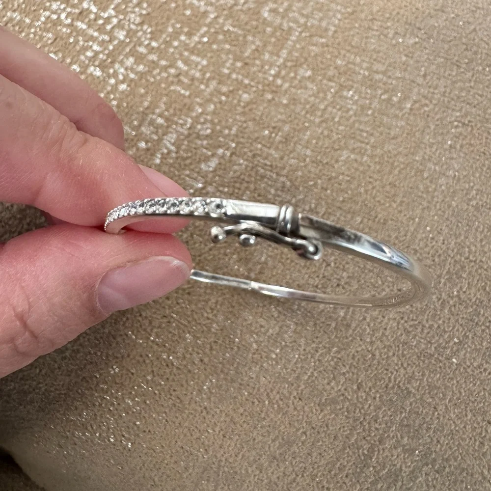 Elegant Sterling silver 925 with zirconia oval bangle - Picture 4 of 11