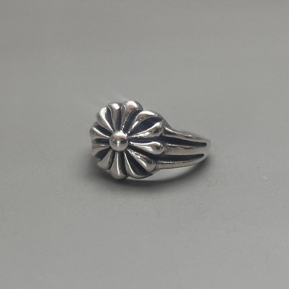 Y2k grunge silver gothic flower