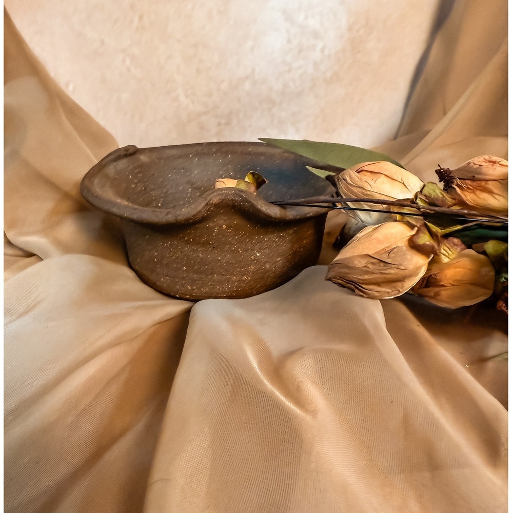 Hand Thrown Artisan‎ Pottery Dish