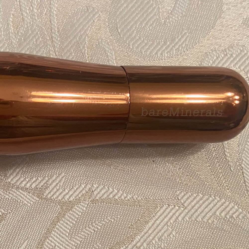 Bare Minerals Face & Body Brush - Picture 2 of 3