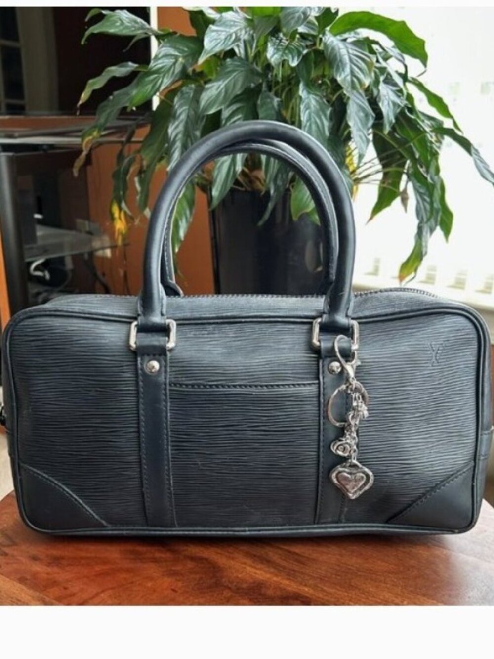 LOUIS VUITTON Epi East-West Satchel Bag Black 👜RARE