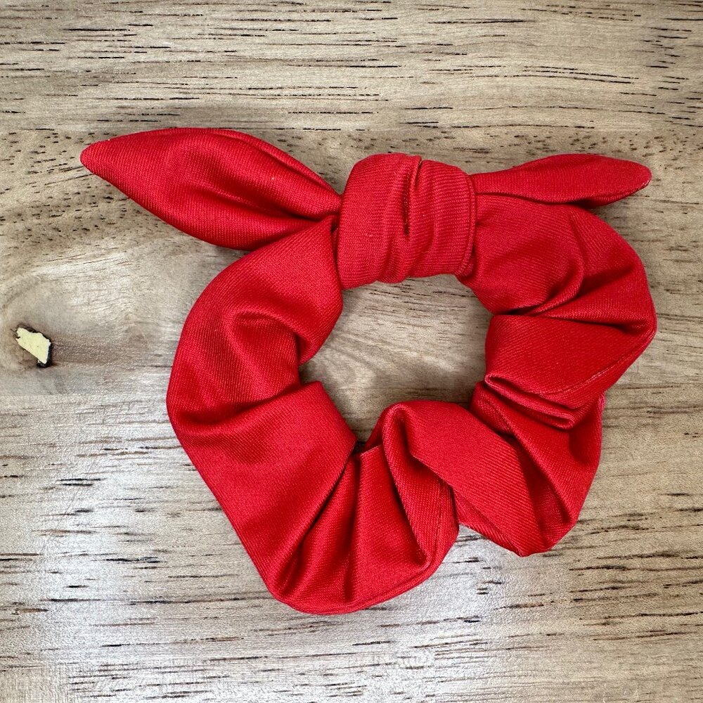 NWT Nike Scrunchie w Bow Red - Picture 2 of 4