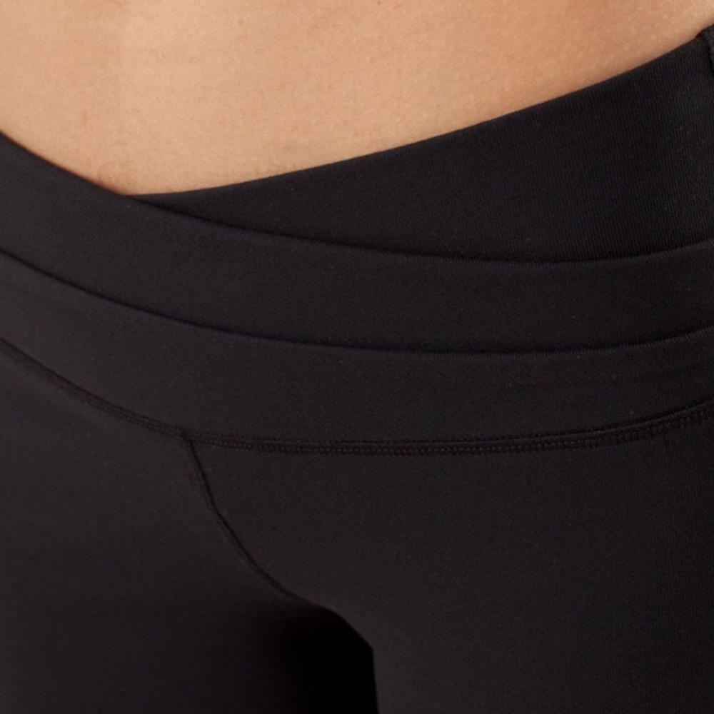 Lululemon Astro Pant - Picture 5 of 9