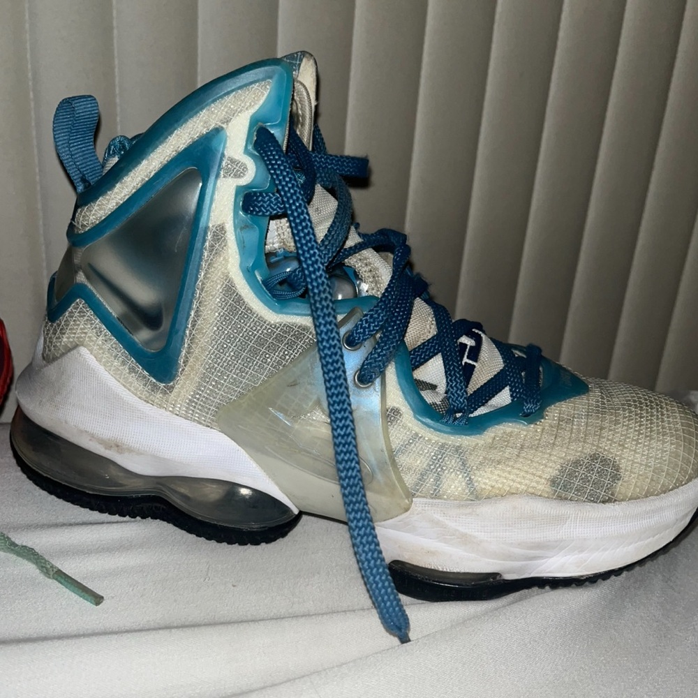 Kids Sneakers in Blue and White