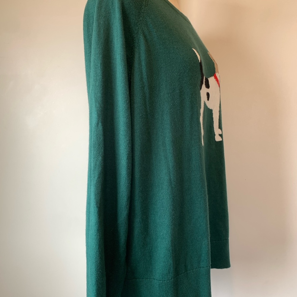 St. John's Bay Green Sweater with Dog Design - Picture 4 of 11