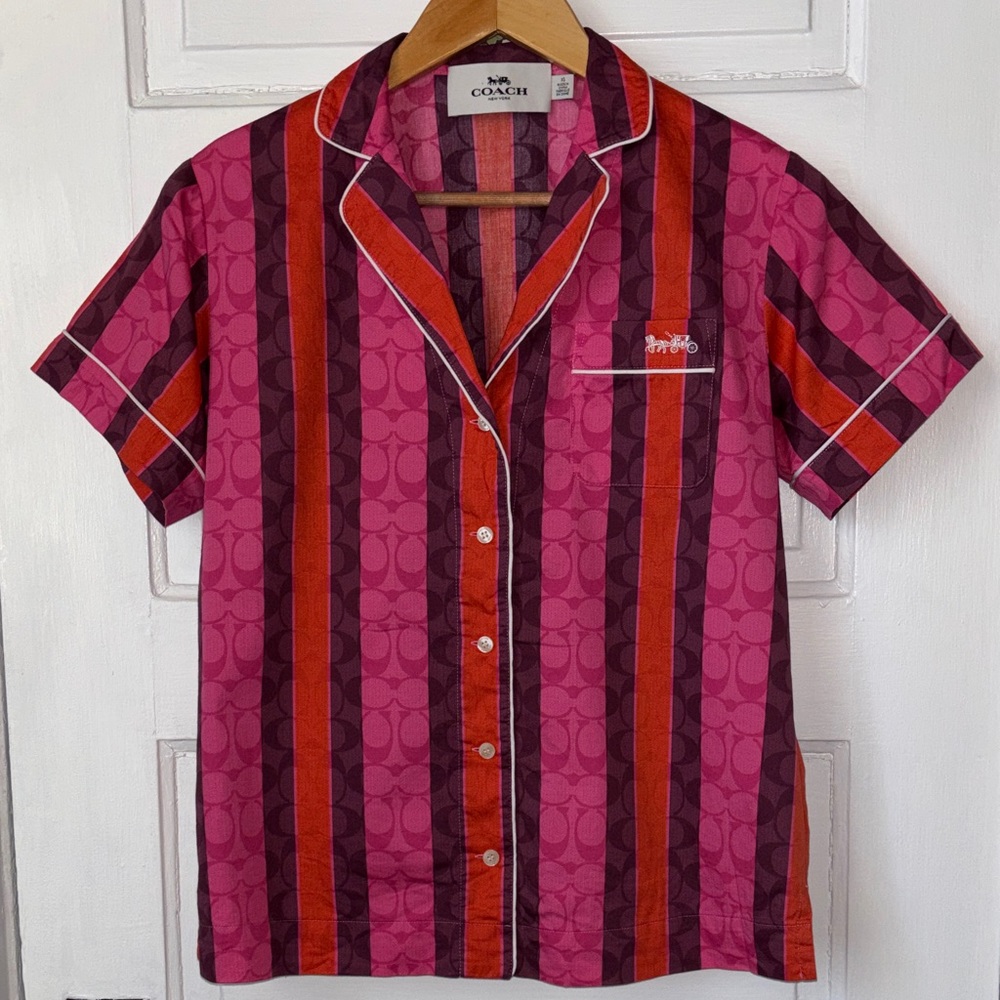 COACH SIGNATURE STRIPED SHORT SLEEVE BUTTON DOWN PAJAMA TOP