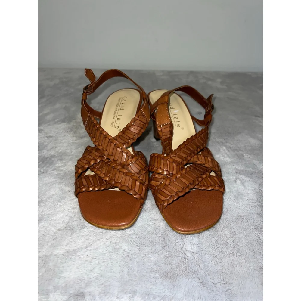 Women's David Tate Brown Woven Leather Block Heel Sandals Size 9 - Picture 2 of 7