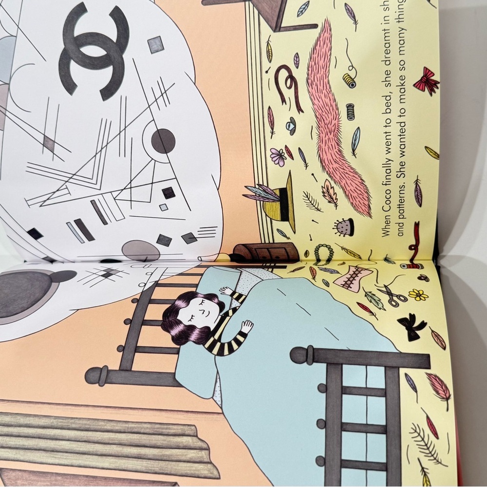 CHANEL Pink and Black Children's Book - Picture 5 of 5
