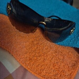 Gucci Black and Gold Sunglasses ! Free Case + Cloth