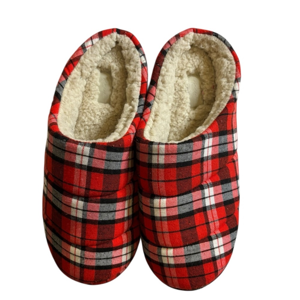 PINK Victoria's Secret Red Plaid Slippers Size Large