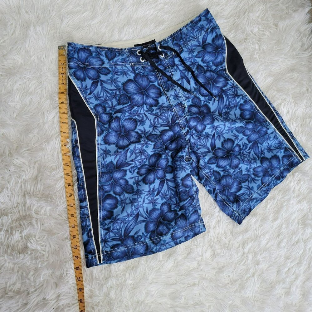 Tommy Hilfiger Hawaiian Floral Swim Trunks - Size 34 - Picture 8 of 9