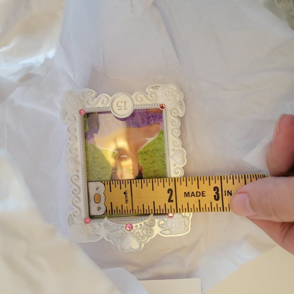 NIB Hallmark Keepsake Quinceanera Christmas Tree Photo Holder - Picture 11 of 11
