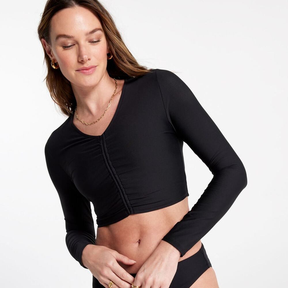 NWT/NWOT Calia long sleeve ruched swim rashguard in a Black color