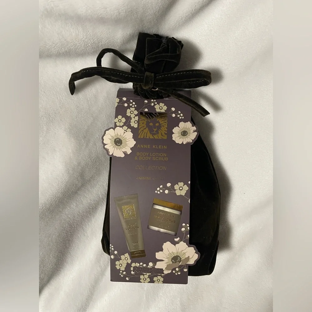 Anne Klein Jasmine Body Scrub Set - Picture 1 of 3