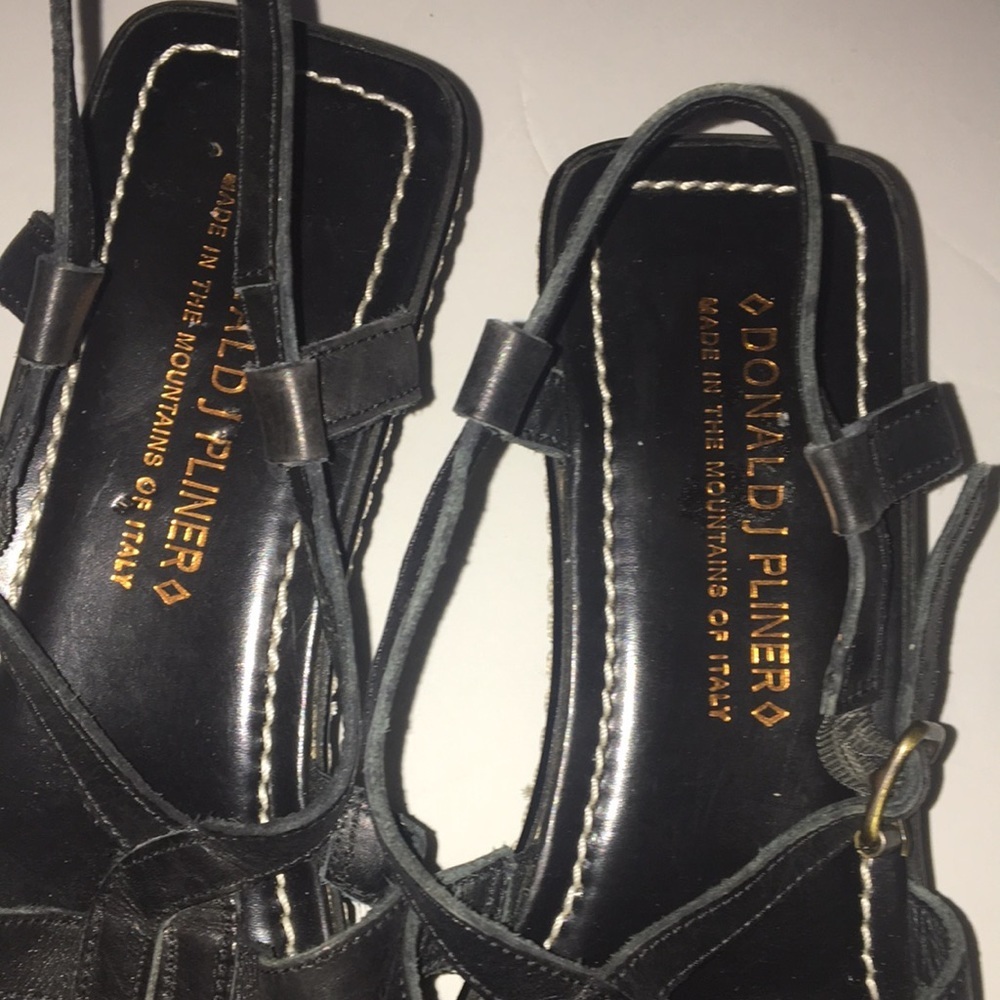 Donald J Pliner Black Saby Platform Sandals - Picture 8 of 11