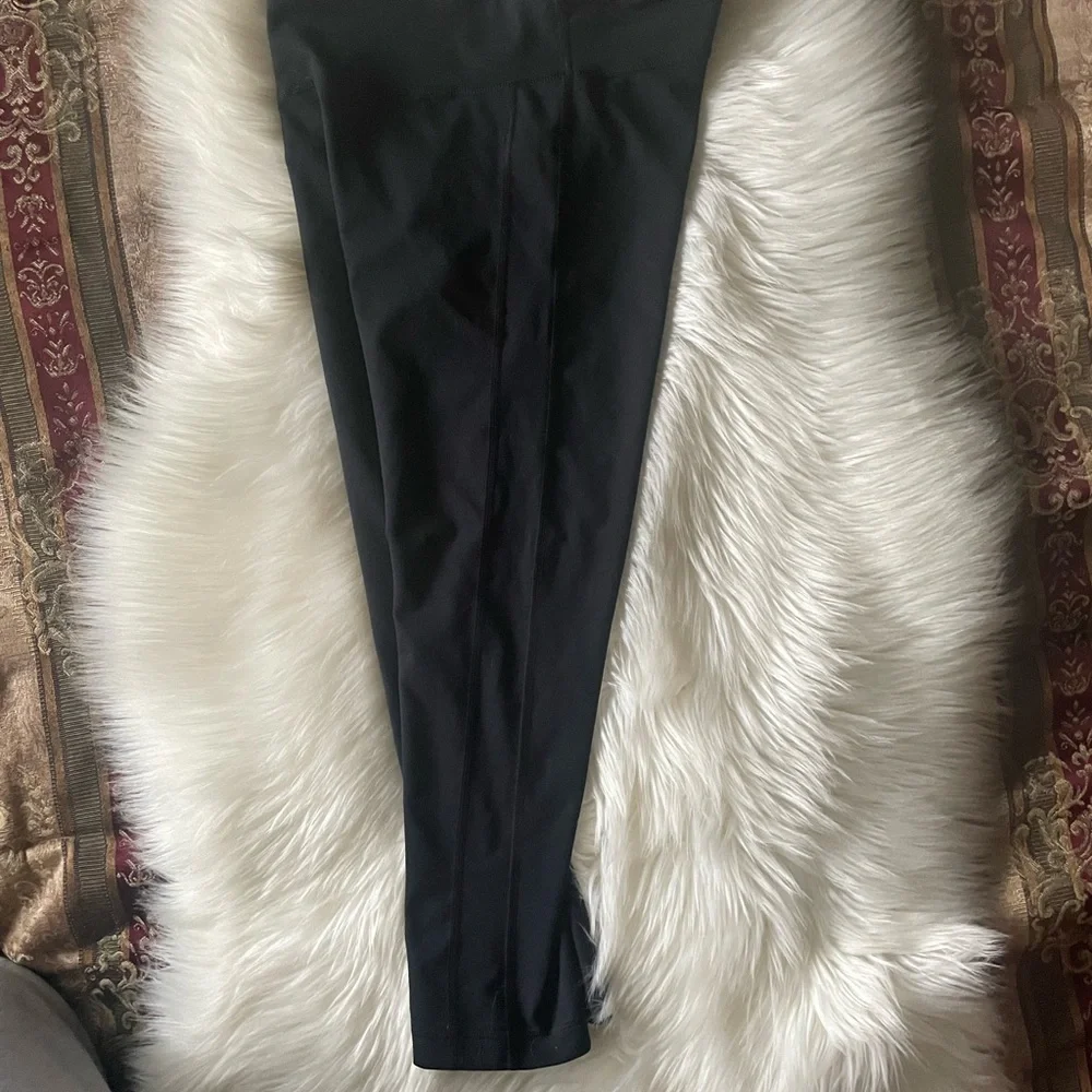 Under Armour Dark Leggings - Picture 5 of 6