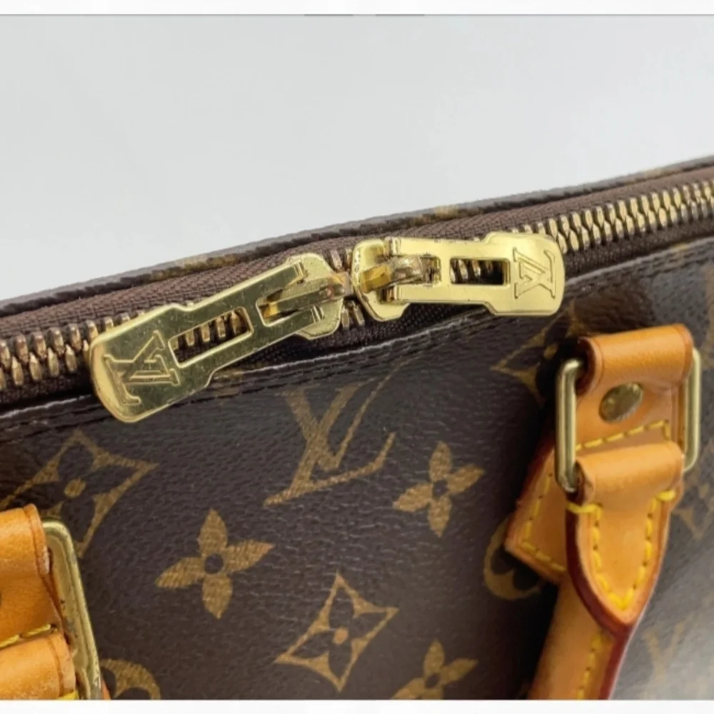 SALE! Authentic Louis Vuitton Monogram Alma PM Handbag/Satchel W Dust Bag - Picture 6 of 16