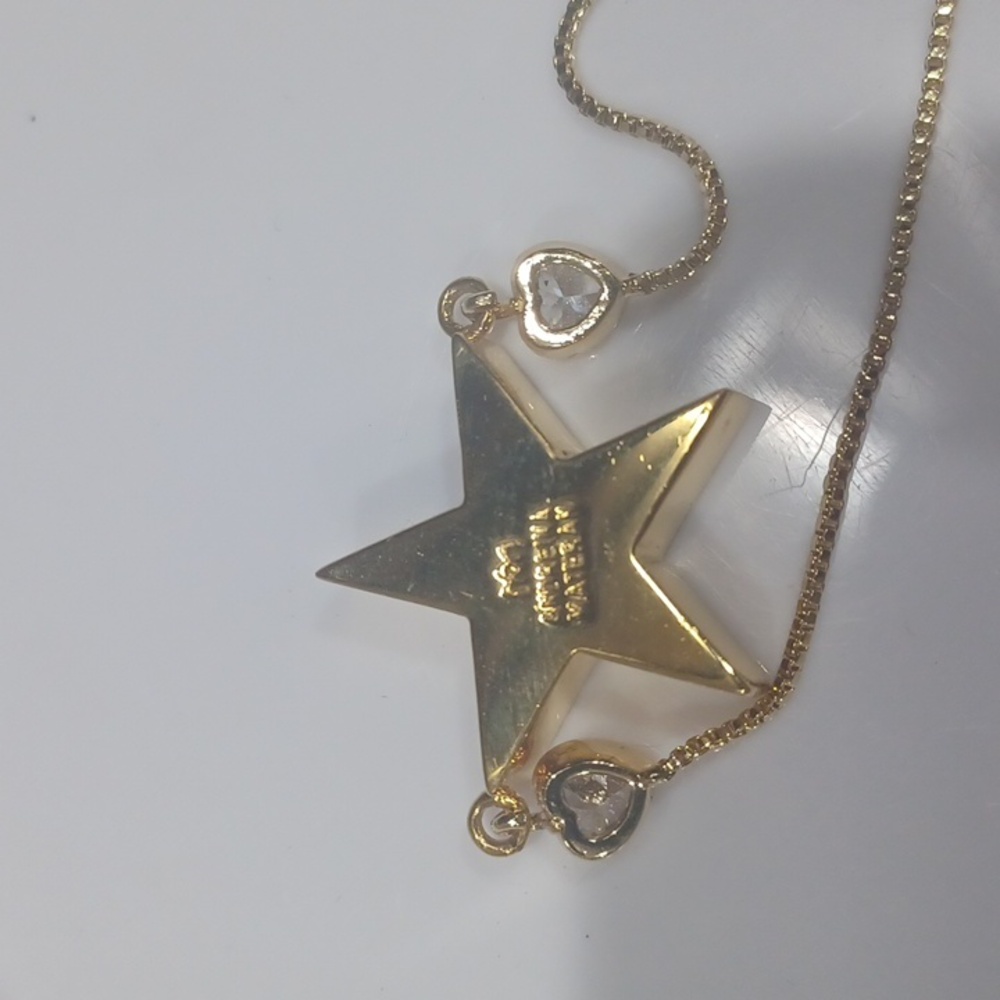 New Shimmering Gold Star Bracelet Adjustable - Picture 2 of 4