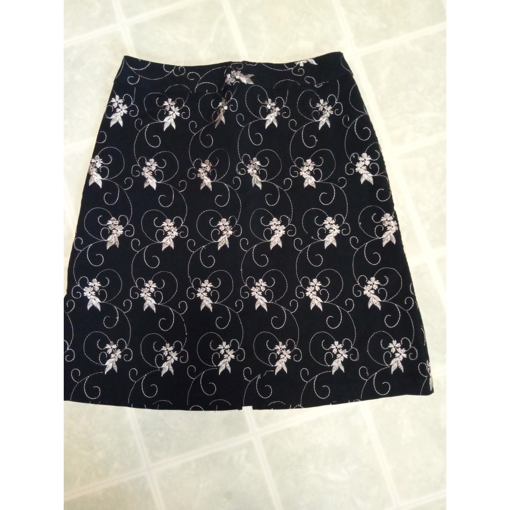 Giorgio Fiorlini Black Floral Embroidered A-Line Skirt Size 10 Made in Canada