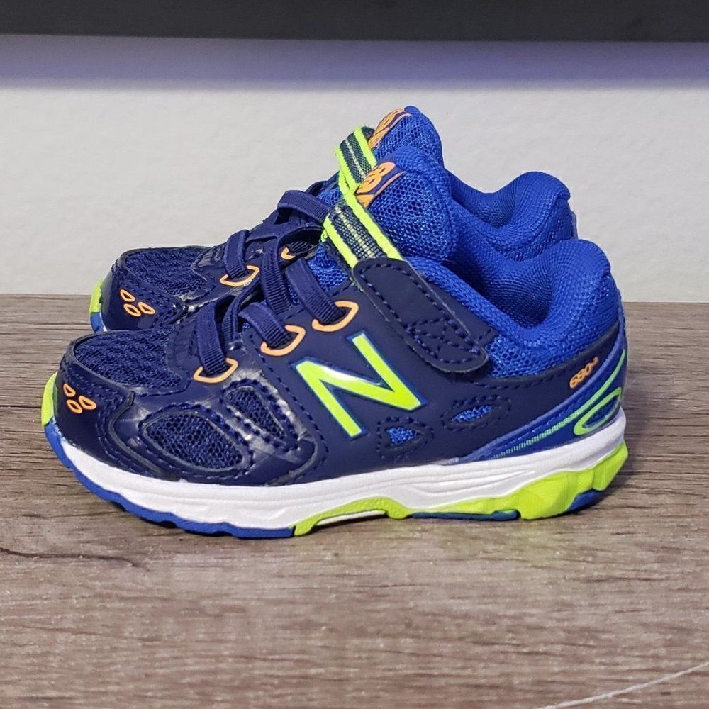 New Balance 680v3 Youth Shoes Size 4 Blue
