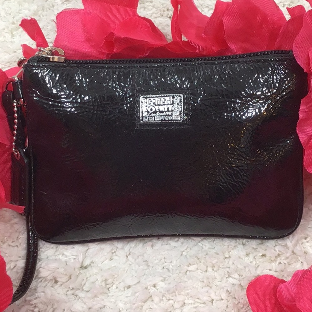 Coach Poppy black patent leather wristlet