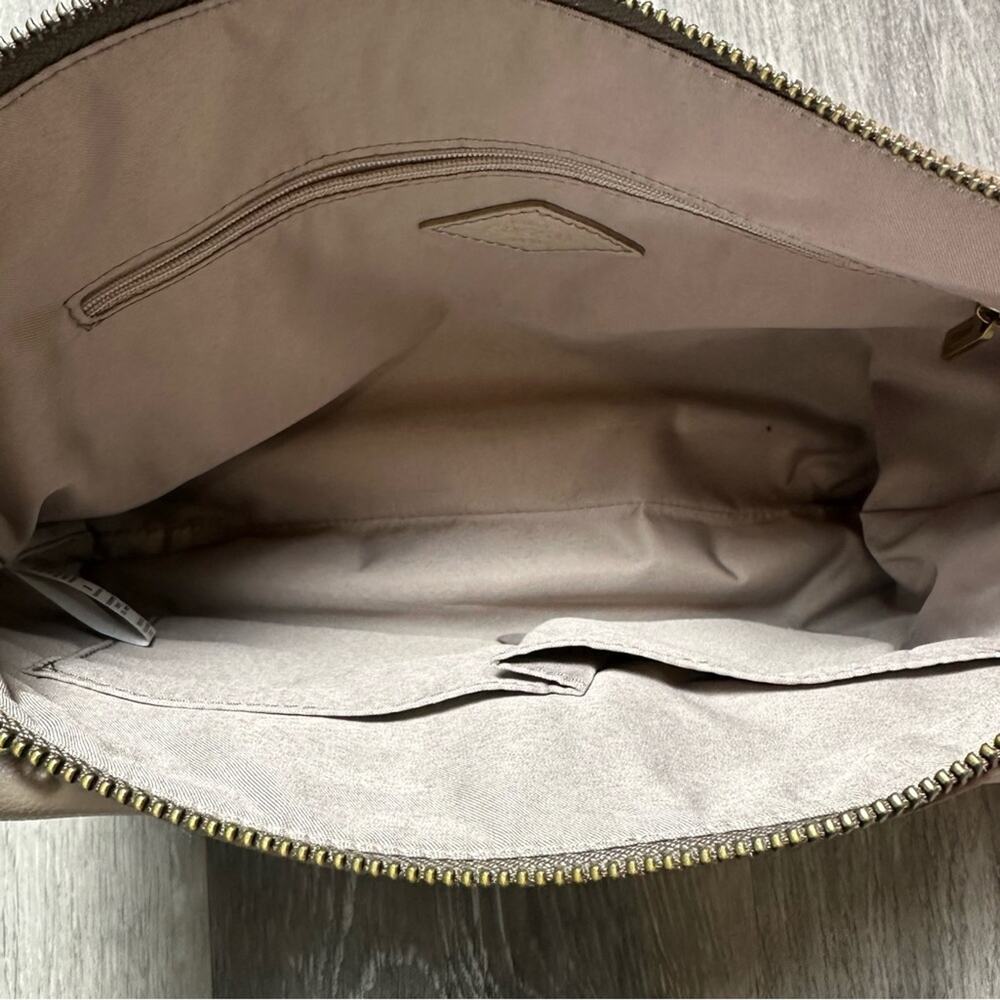 Fossil Gray Leather Crossbody Bag - Picture 3 of 7
