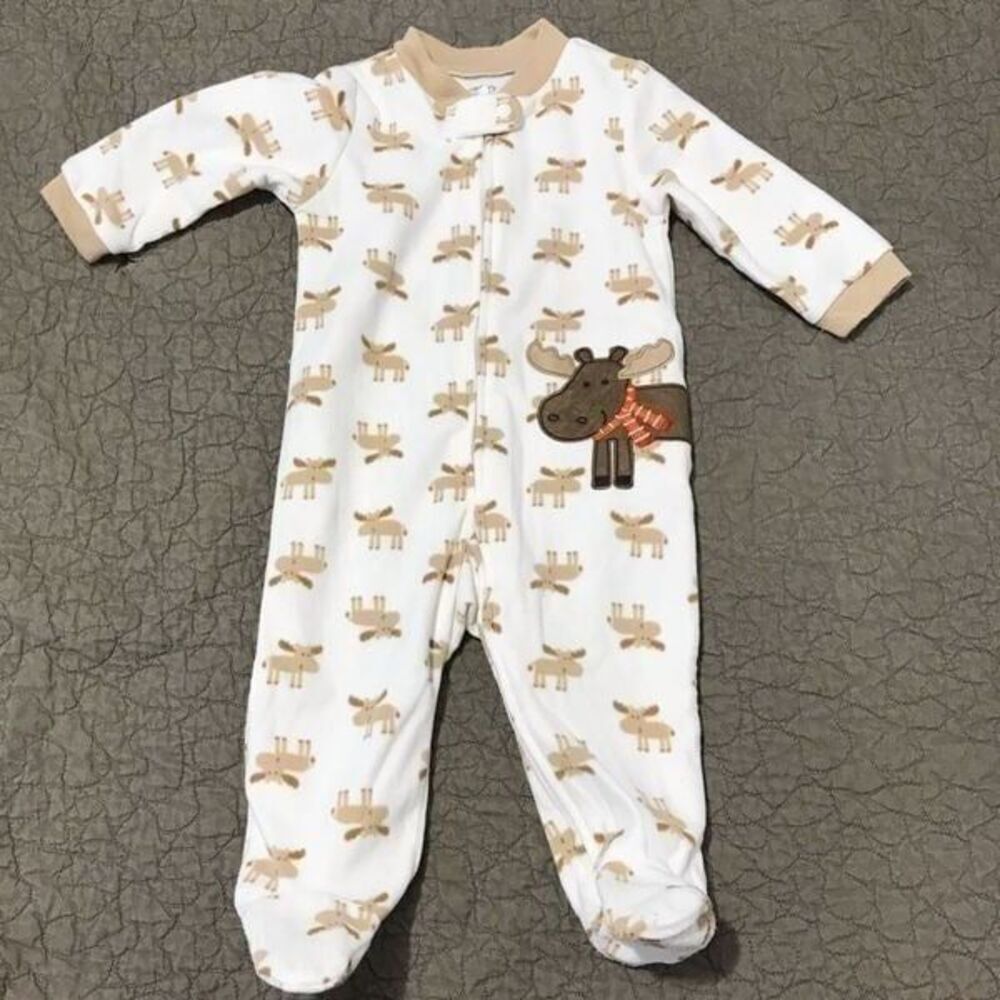 Carter’s  foodies fleece pajama Size 9 month .     A292