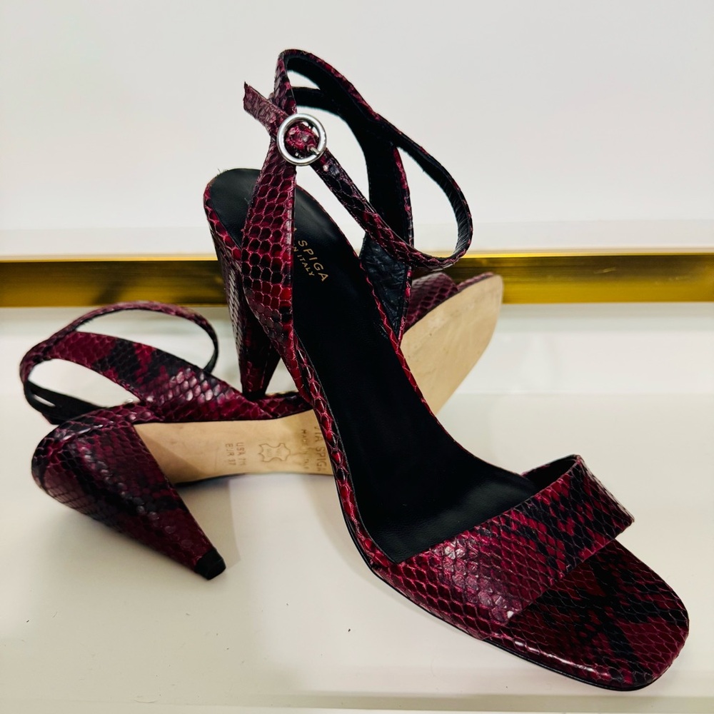 🇮🇹Via Spiga Maroon Snake Print Ankle Strap Heels 7M Orig $200+ || Super Clean