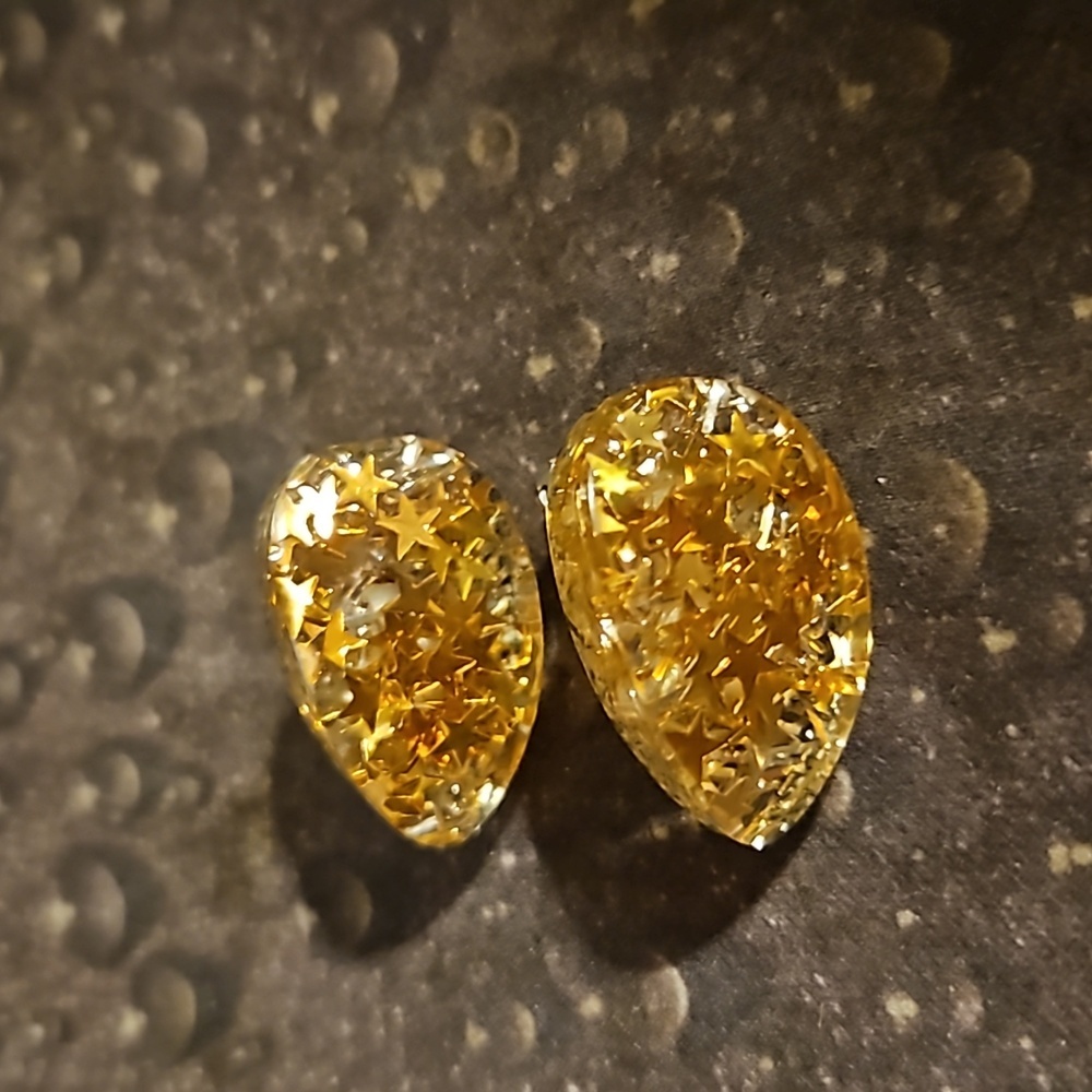 Vintage Confetti Goldtone Star Clip Earrings