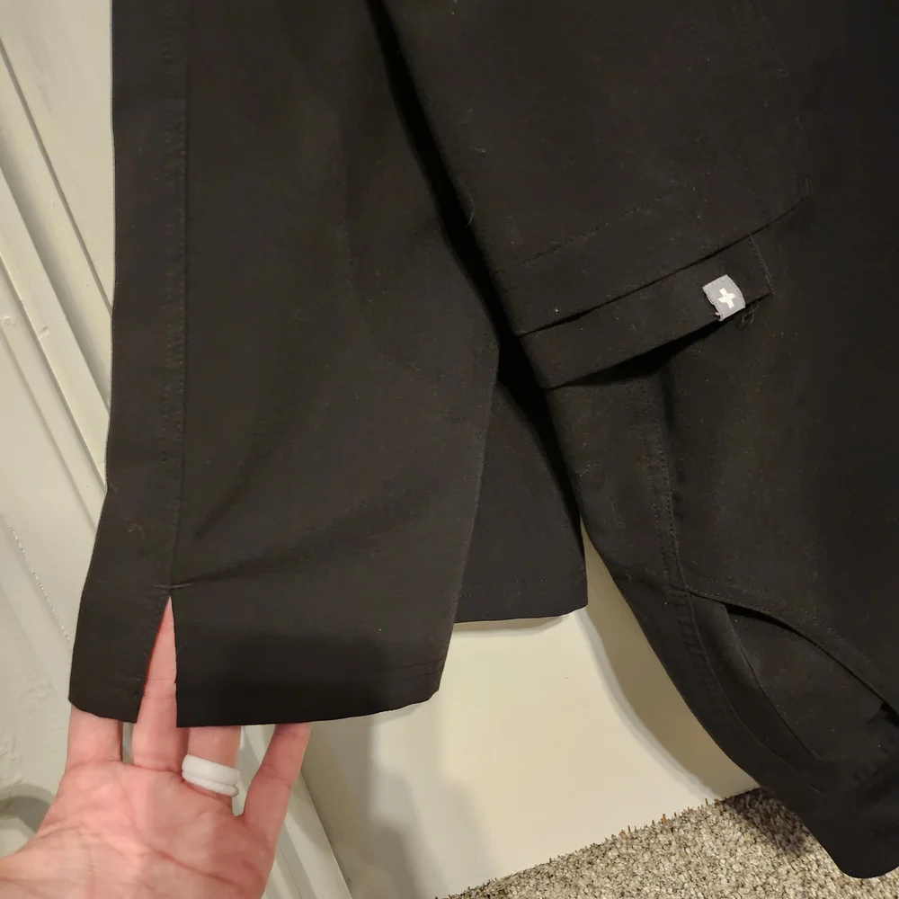Figs Technical Collection Black Pants - Picture 2 of 3