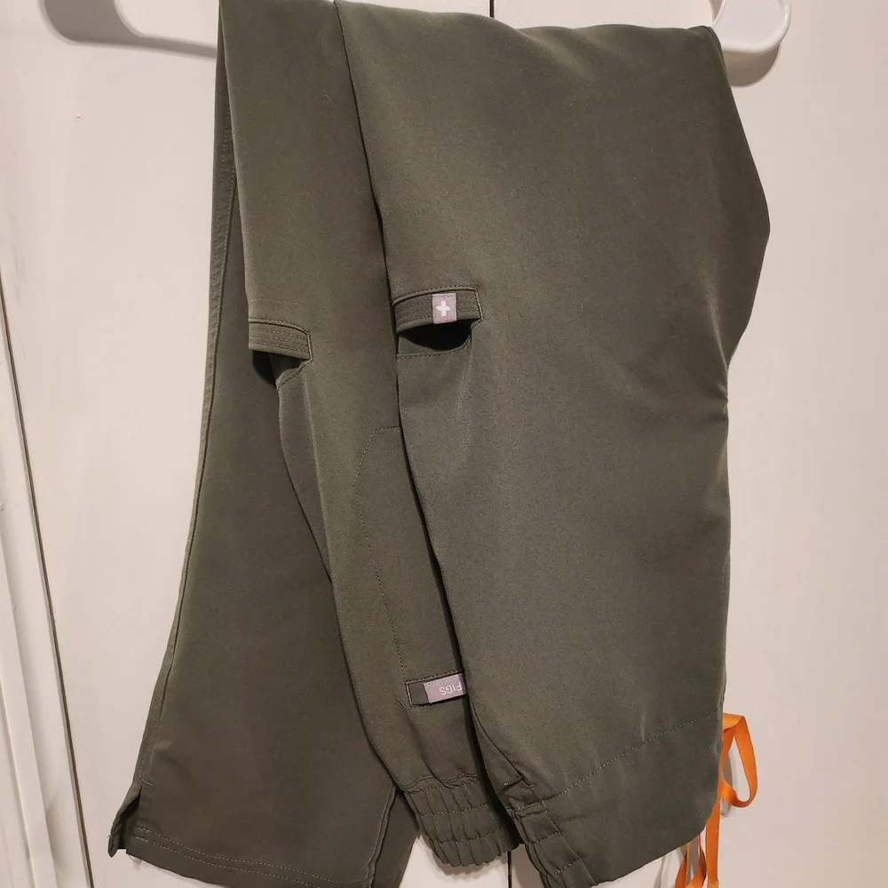 Figs Olive Technical Collection Pants - Picture 1 of 3